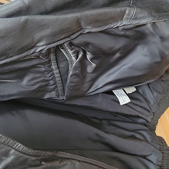 Vintage 80's genuine leather jacket - Picture 7 of 9